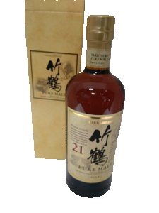 Nikka Taketsuru 21: original 3JMS bottle and packaging photograph with background removed